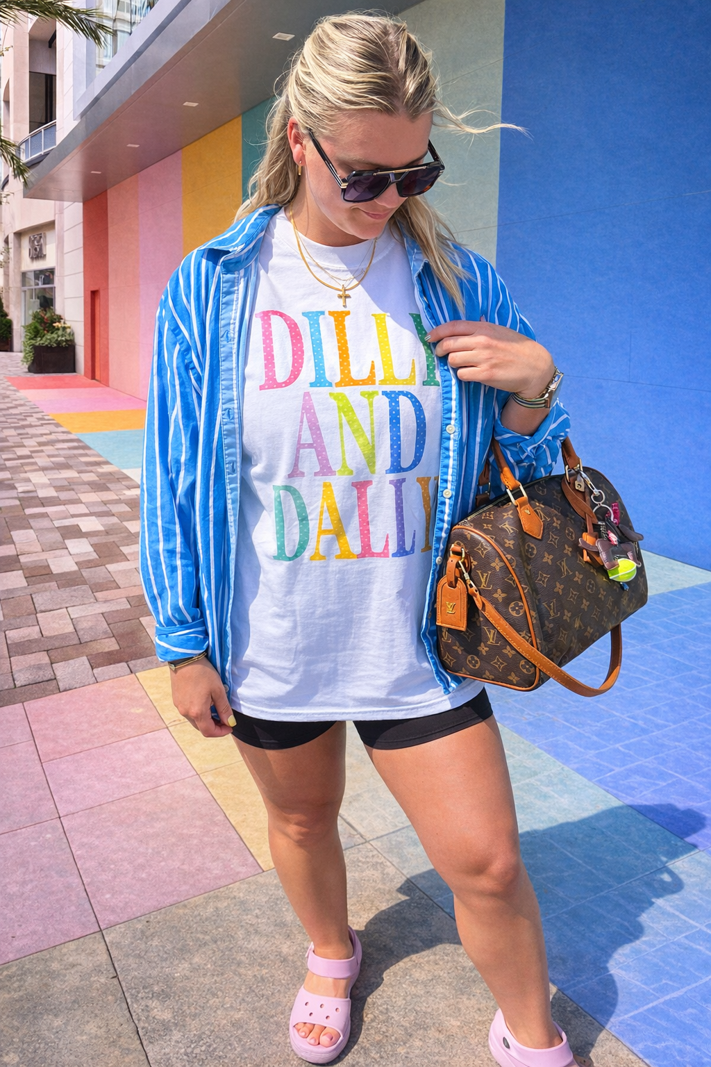 Dilly and dally tee (white)