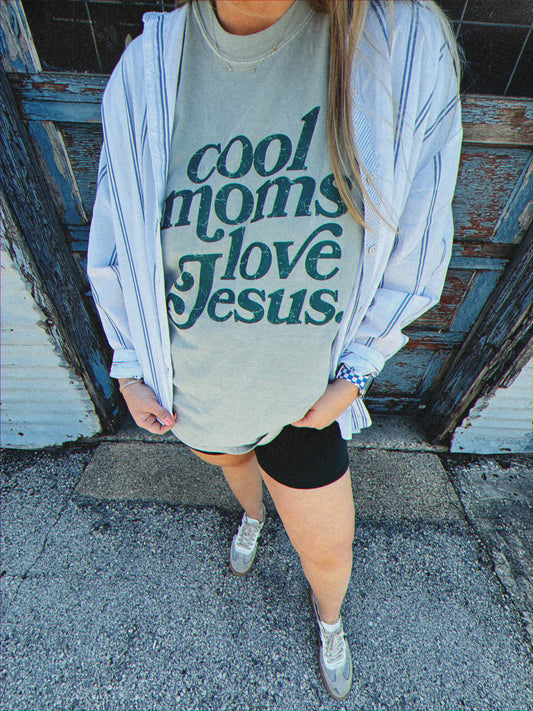 Cool Moms Love Jesus